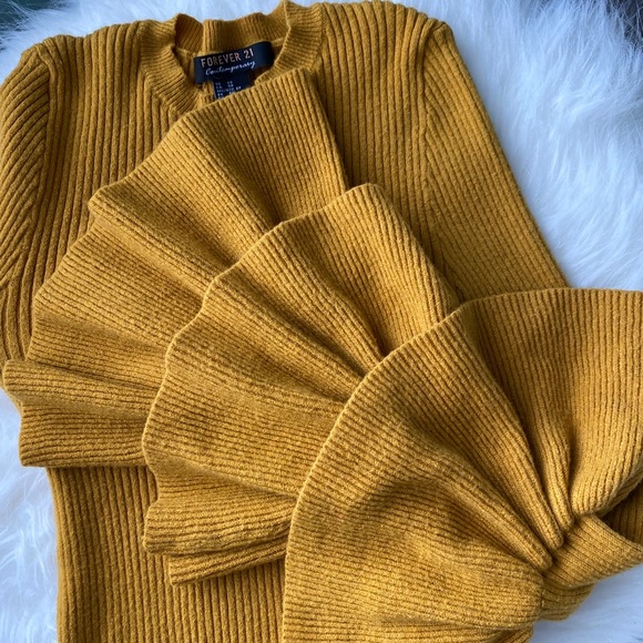 Forever 21 Tops - Forever 21 Yellow Mustard Bell Sleeve Knitted Top.